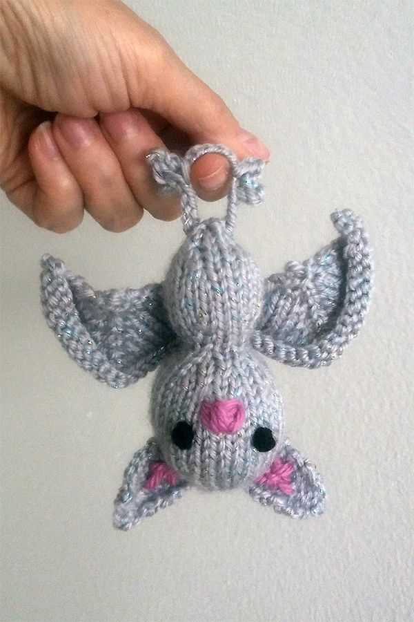 Bat toy knitting pattern