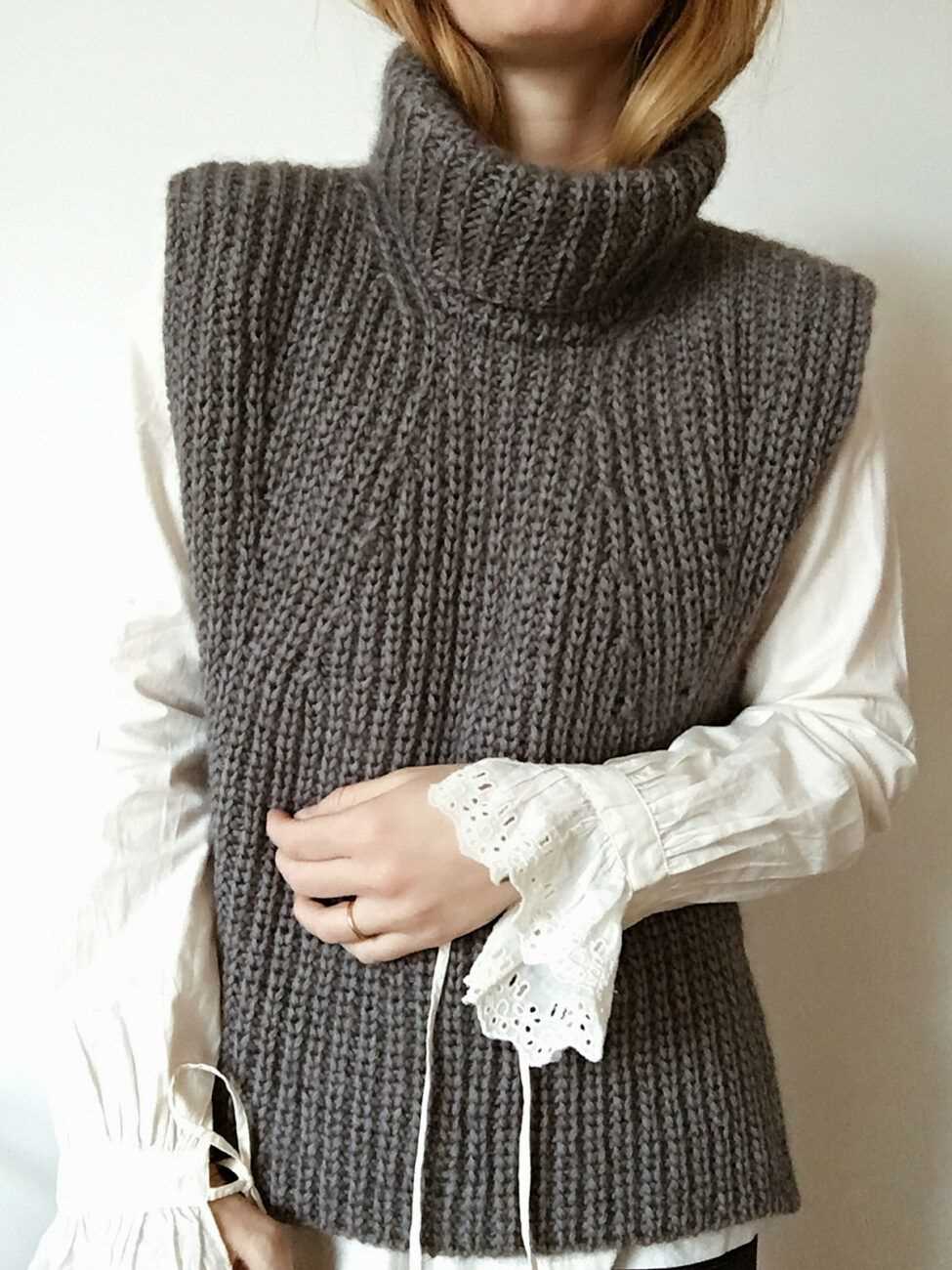 Ladies slouchy jumper knitting pattern