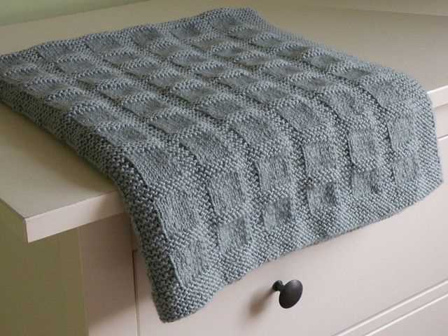 Knitted weighted blanket pattern