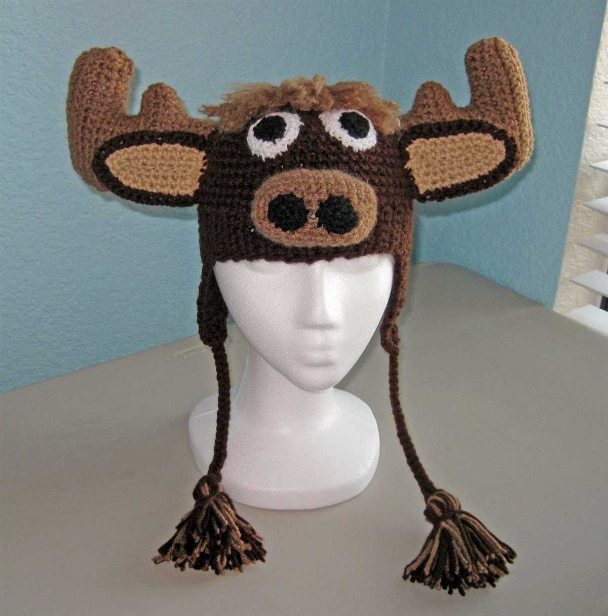 Knitted antlers pattern