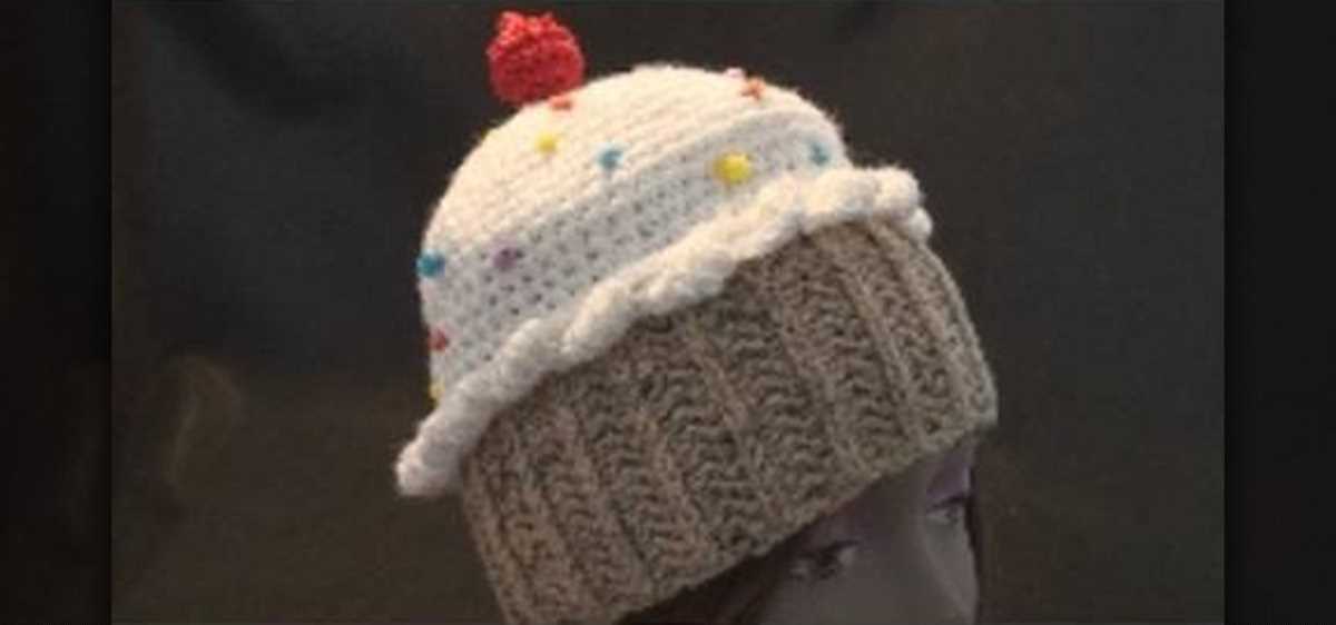 Free cupcake hat pattern knit