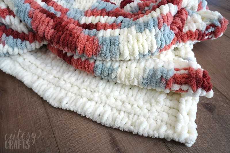 Loopy blanket knitting pattern