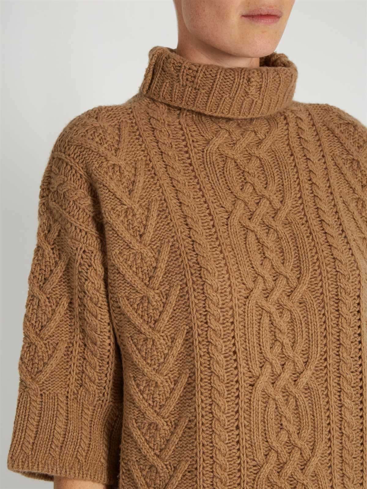 Autumn sweater knitting pattern