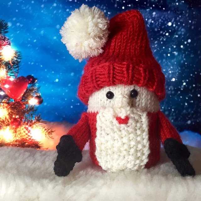 Free mini snowman knitting pattern