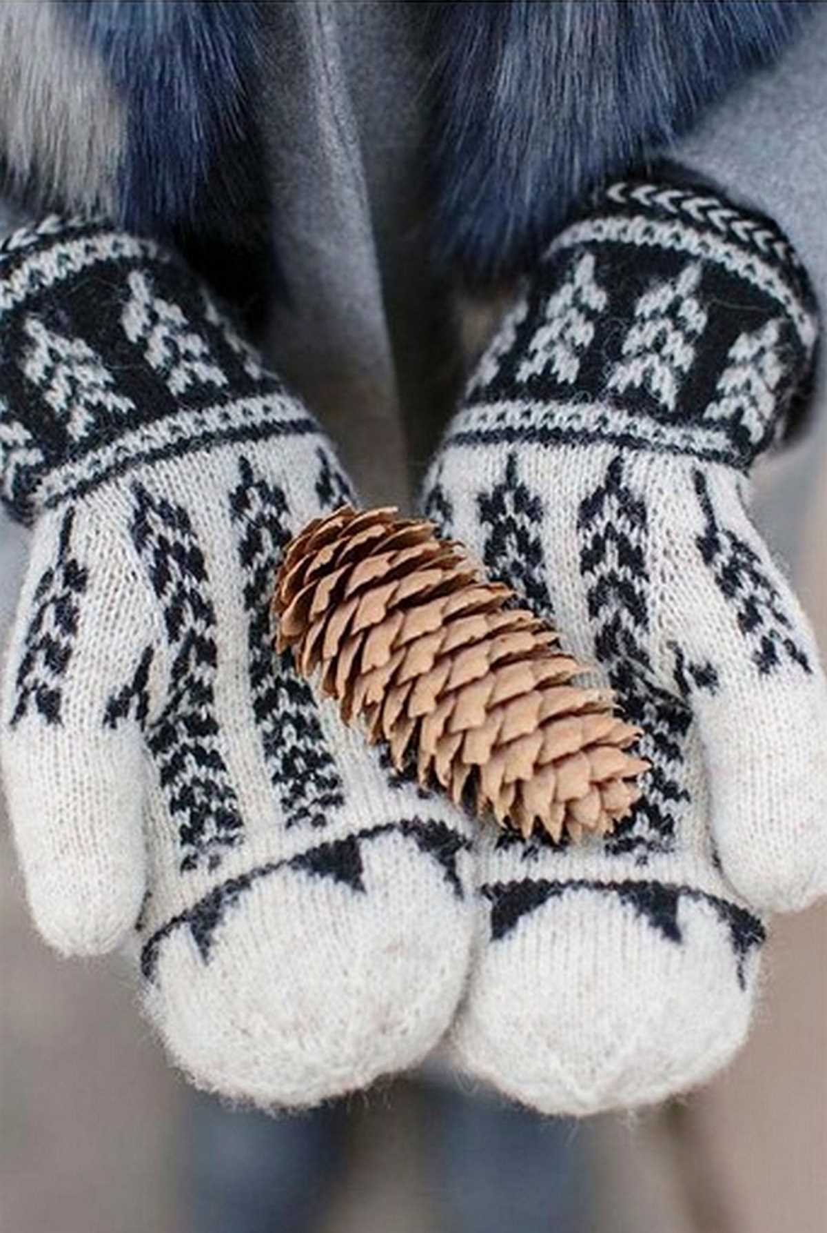 Free knitting pattern for womens mittens