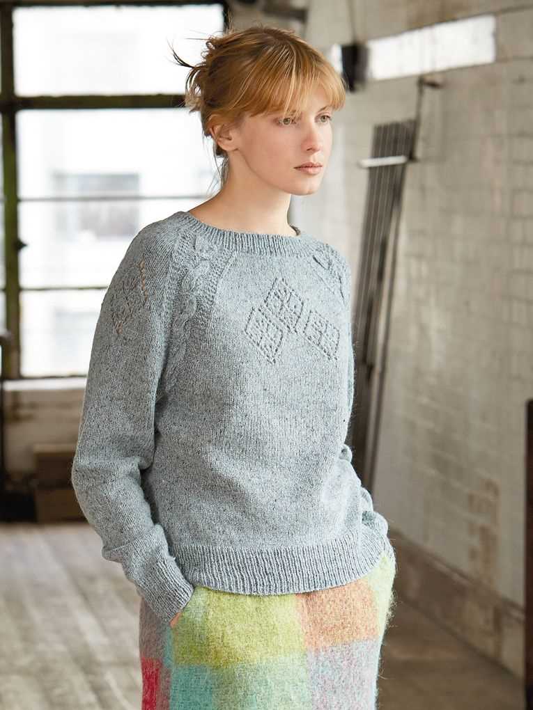 Ladies cable jumper knitting pattern