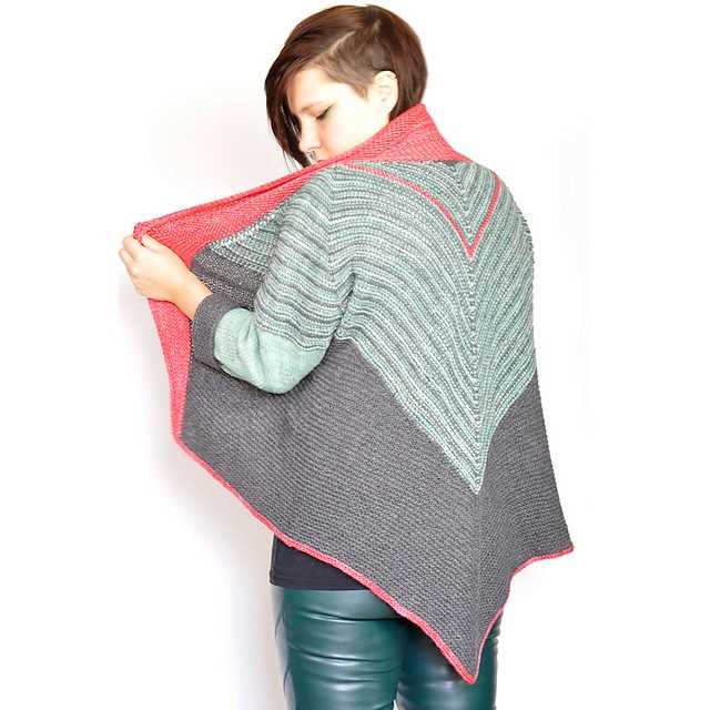 Hooded shawl knitting pattern