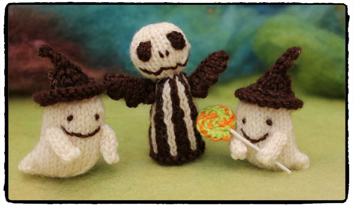 Halloween ghost knitting pattern