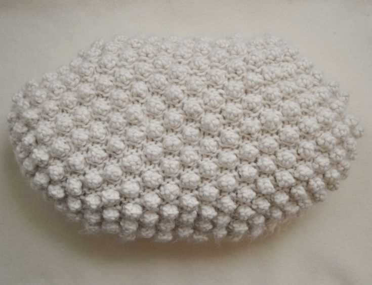 Bobble sheep pillow knitting pattern