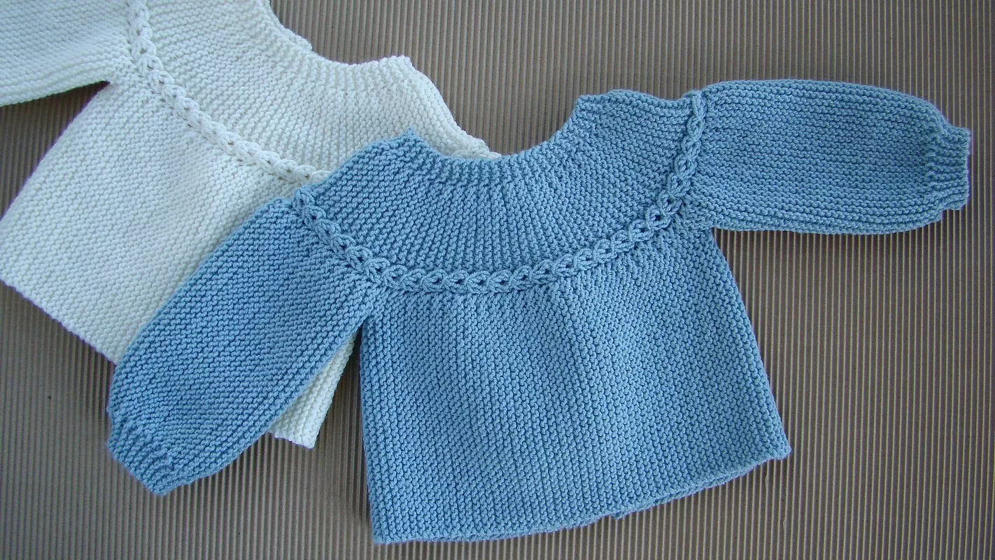 Newborn layette knitting patterns free