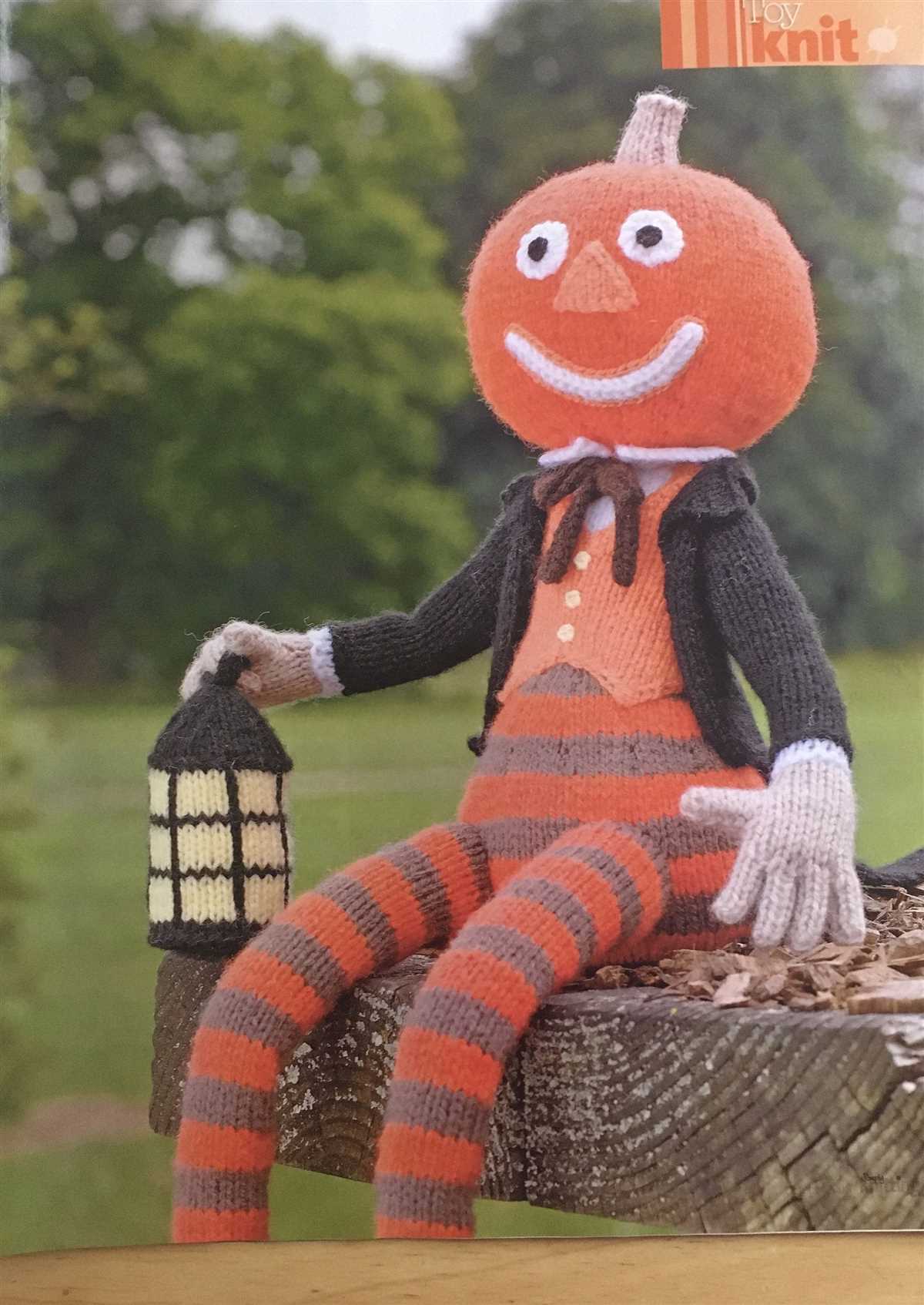 Free knitting patterns for halloween toys