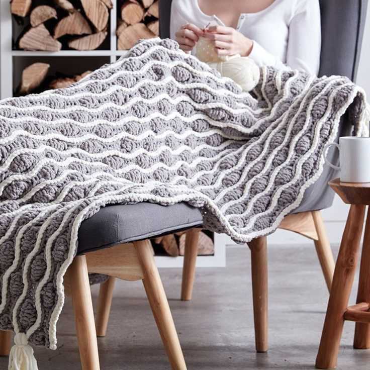 Free bernat blanket knitting patterns