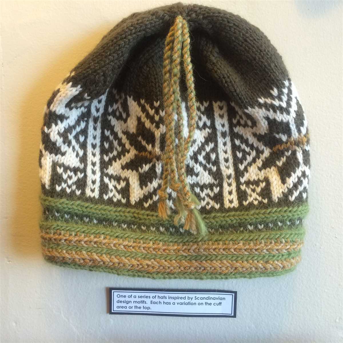 Norwegian star hat knitting pattern