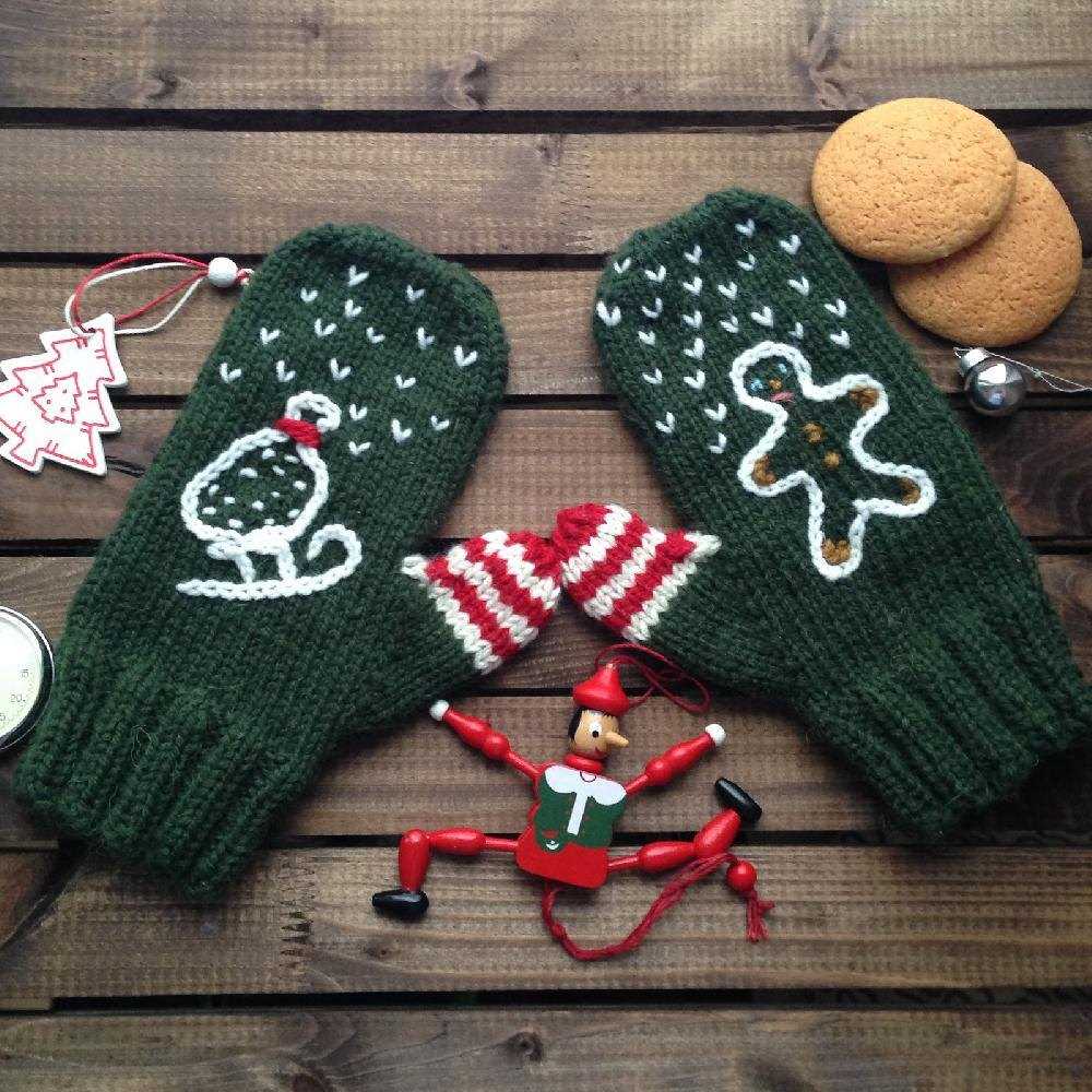 Knitted mitten christmas ornament pattern