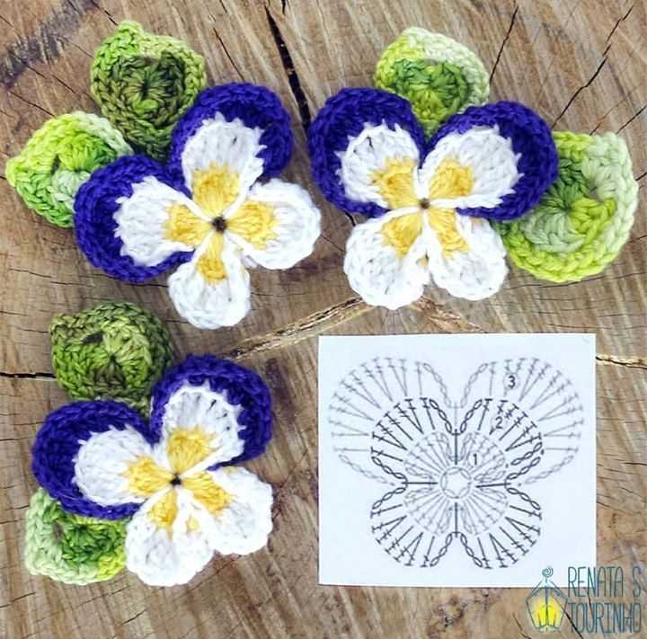 One piece knitted flower pattern