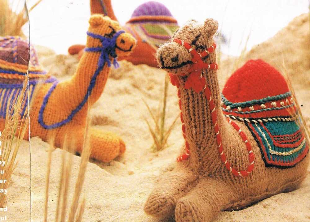 Knitted camel pattern