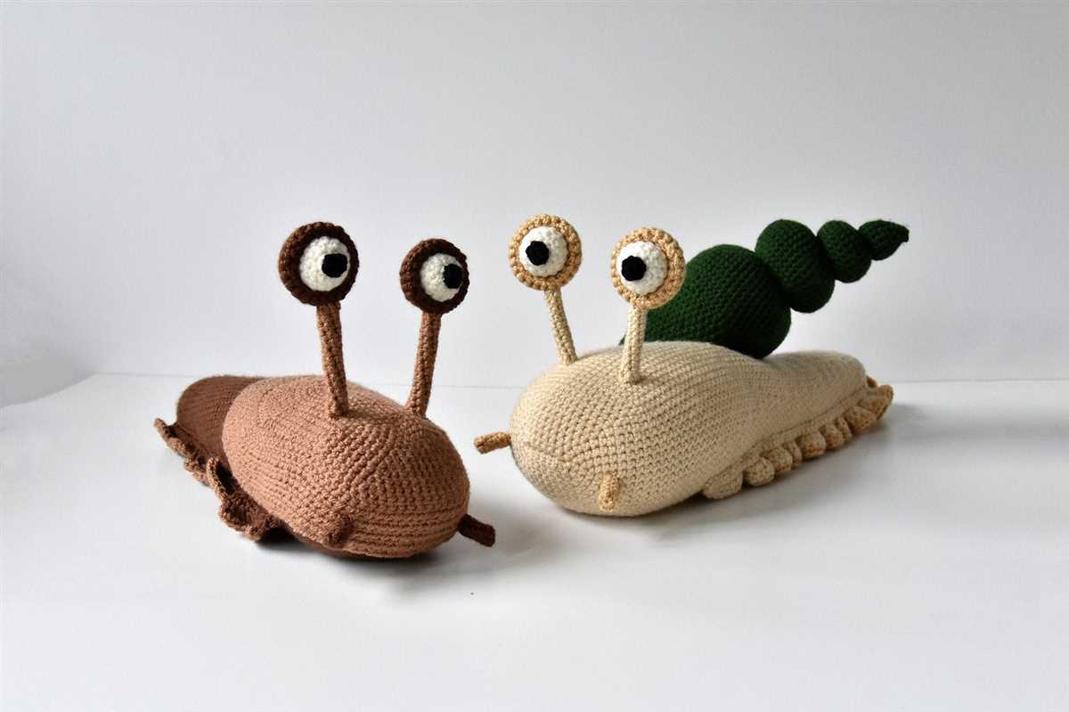 Knitted snail pattern