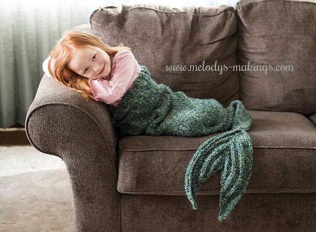 Mermaid blanket knitting pattern