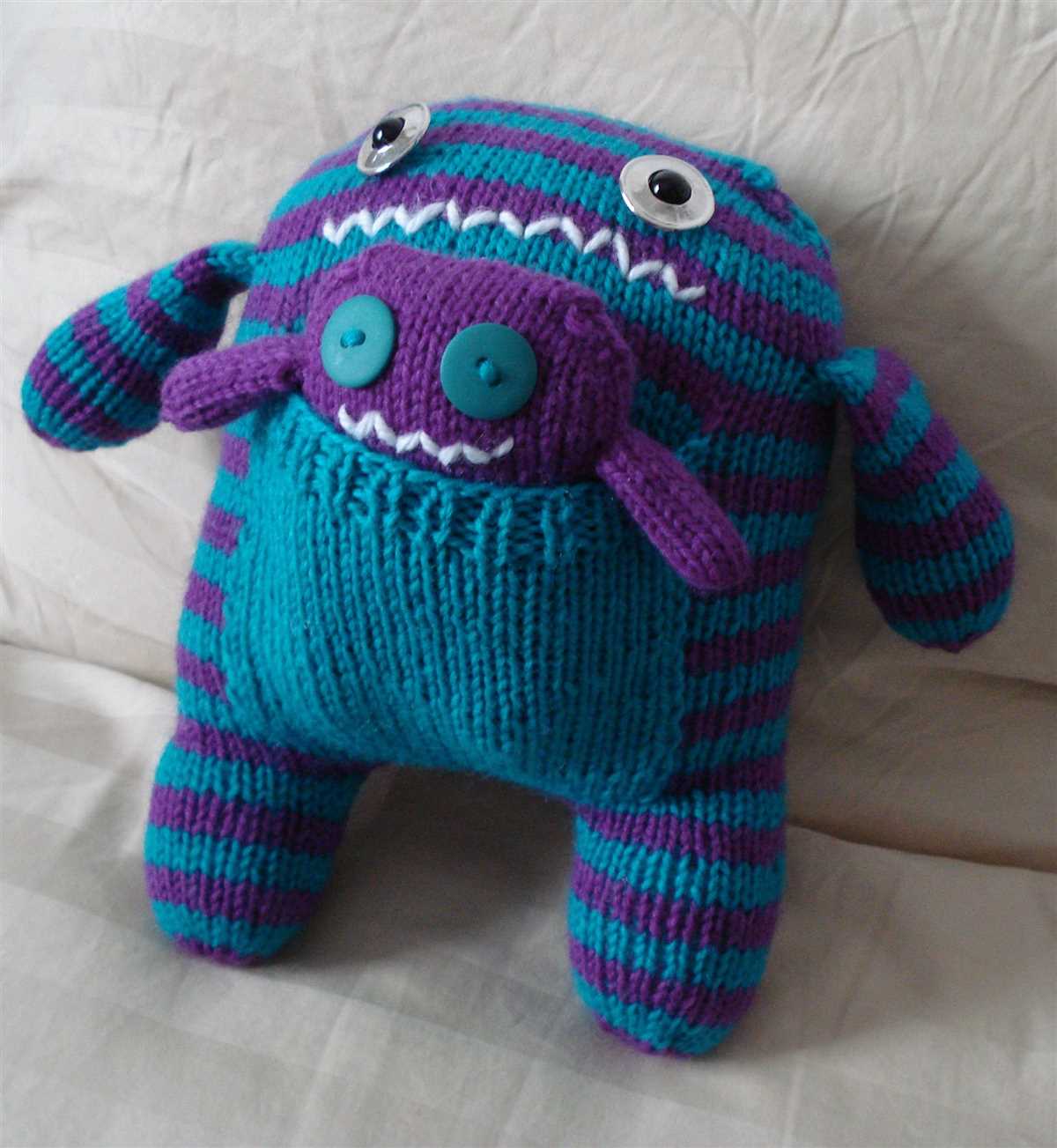 Knitted monster pattern