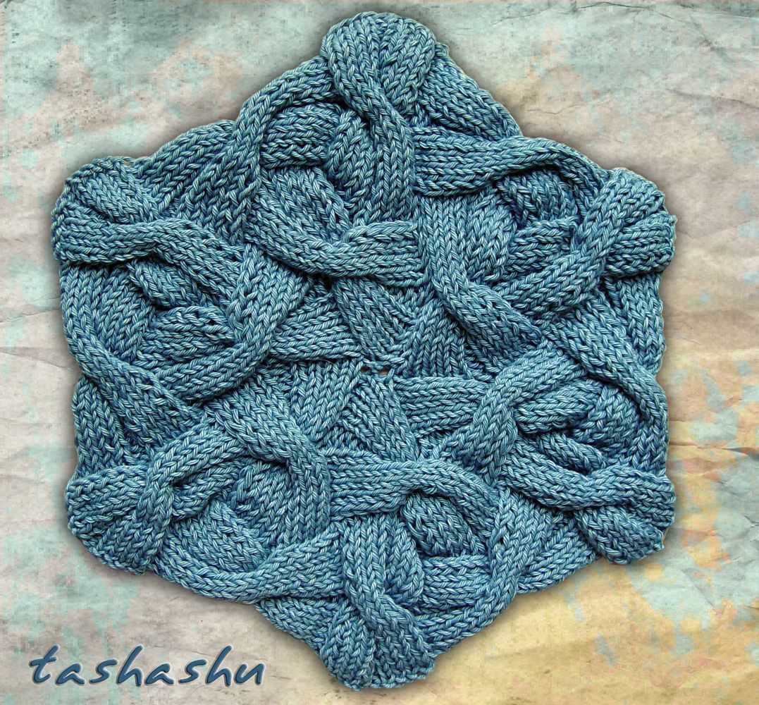 Knitted hexagon pattern