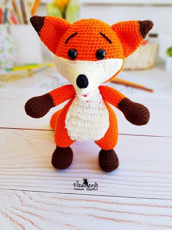 Knitted fox pattern