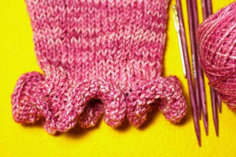 Simple leg warmer knitting pattern