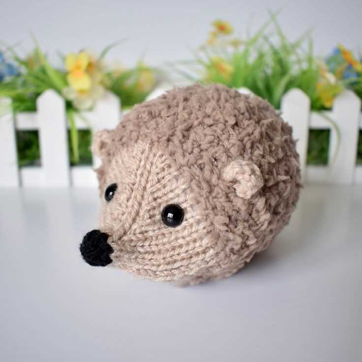 Free easy hedgehog knitting pattern