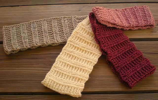 Knitted crochet headband pattern