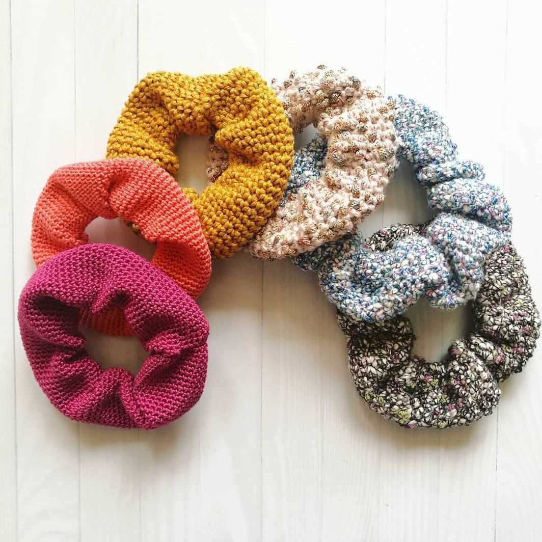 Hair scrunchie knitting pattern