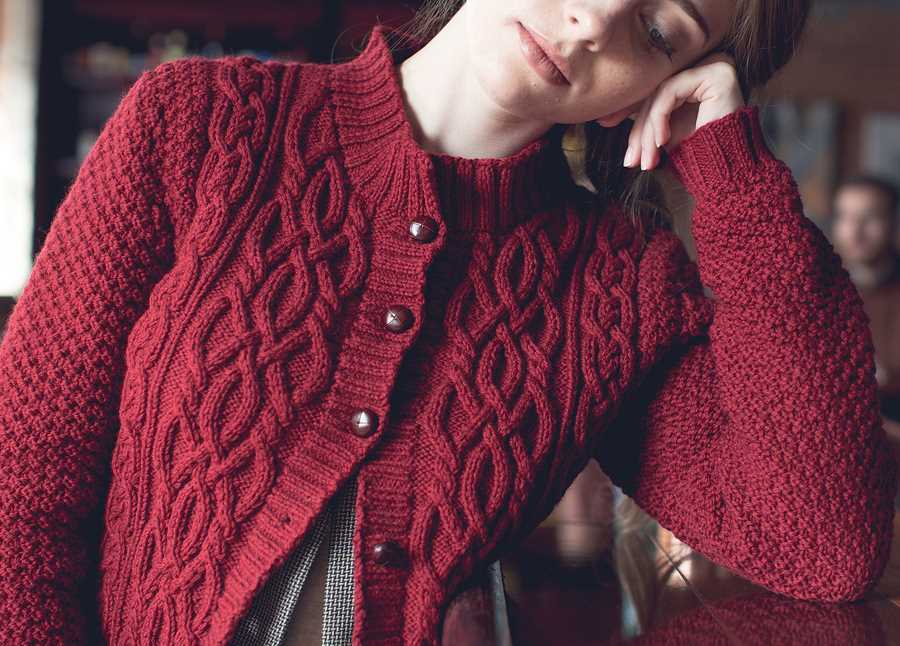 Ladies aran cardigan knitting patterns uk