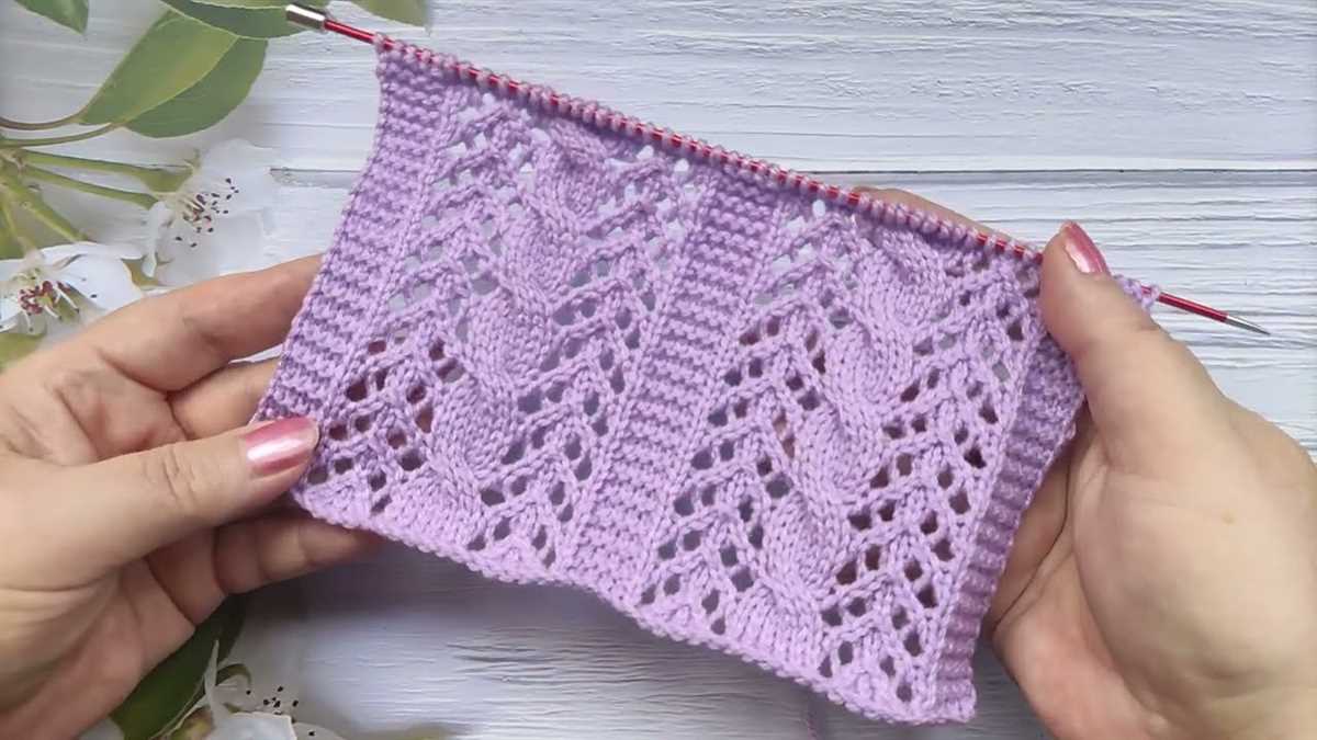 Lace knitting stitch patterns