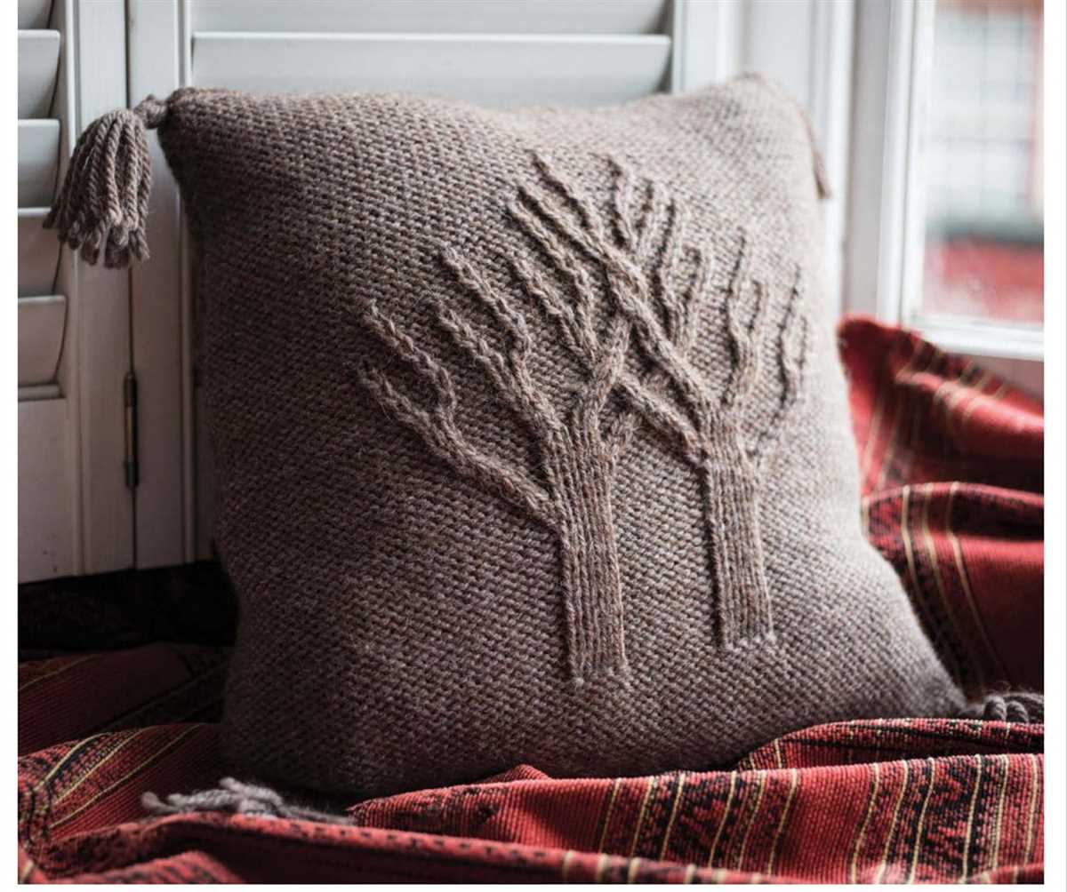 Aran cushion cover knitting pattern