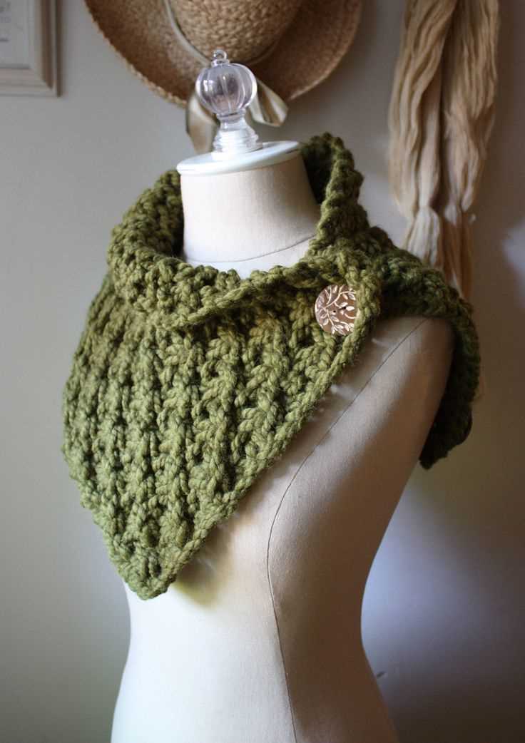 Pattern for knitted cowl neck warmer