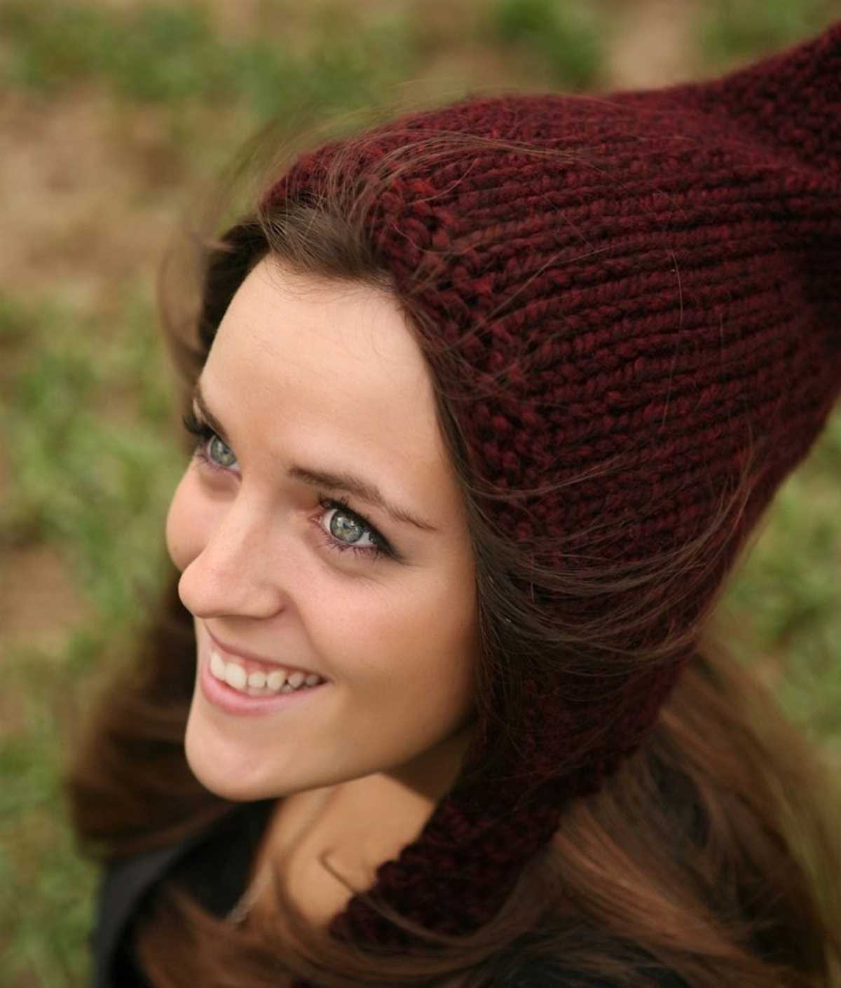 Pixie hat knitting pattern