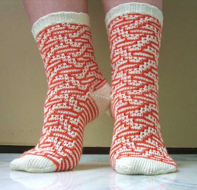 Free sock knitting patterns