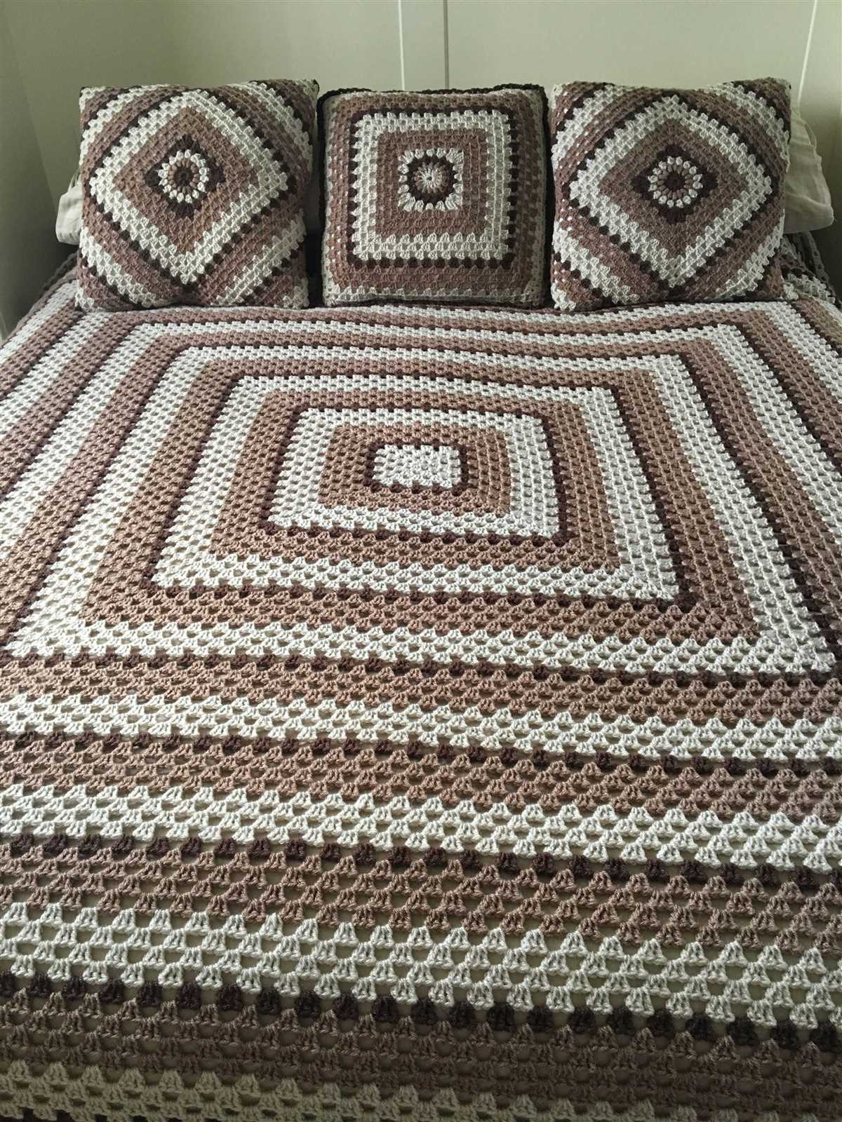 Knitted bedspread patterns free