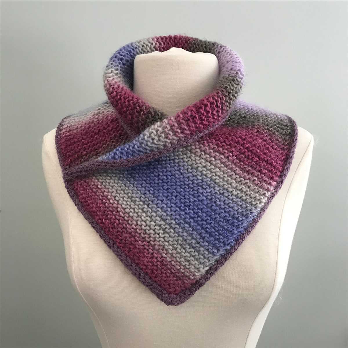 Hand knit cowl patterns