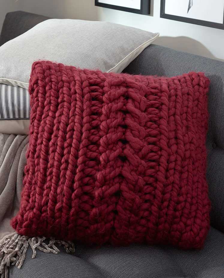 Free aran cushion knitting patterns uk