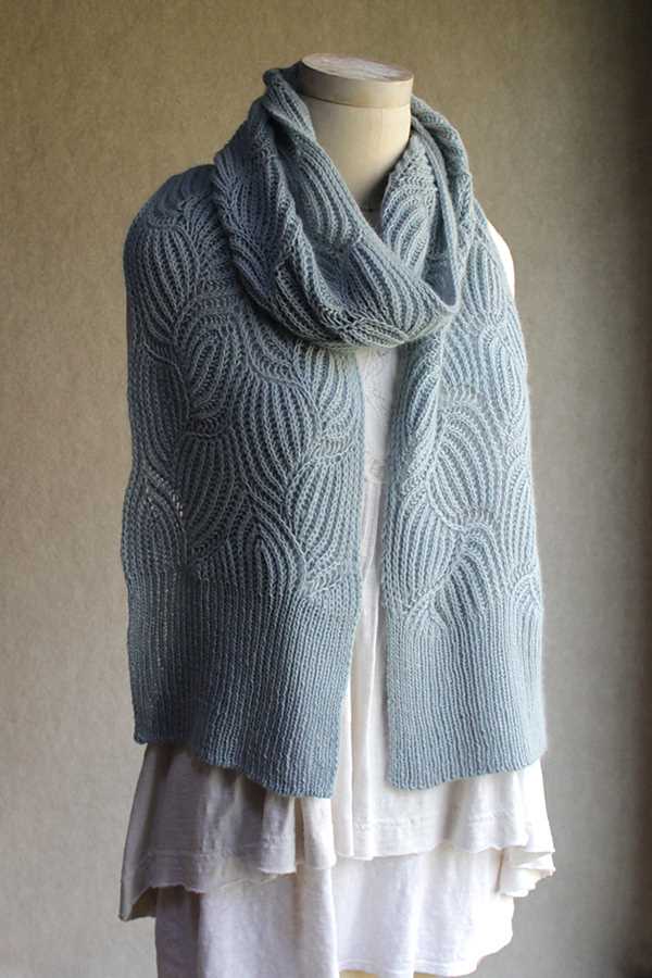 Free brioche knit scarf pattern