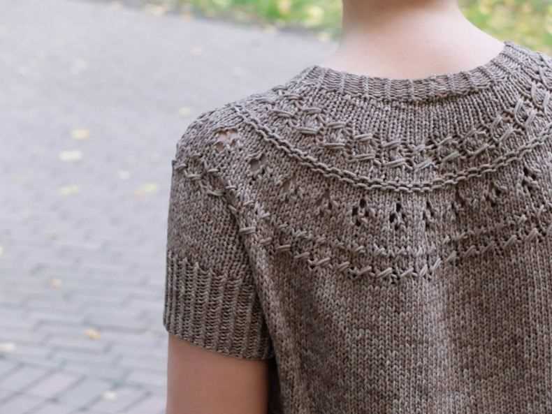 Ranunculus knitting pattern