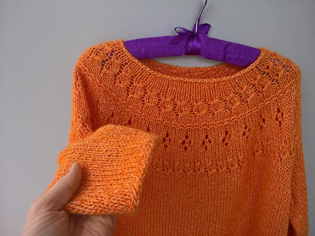 Ranunculus sweater knitting pattern