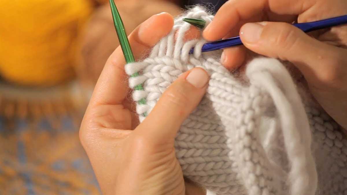 How to convert circular knitting pattern to flat