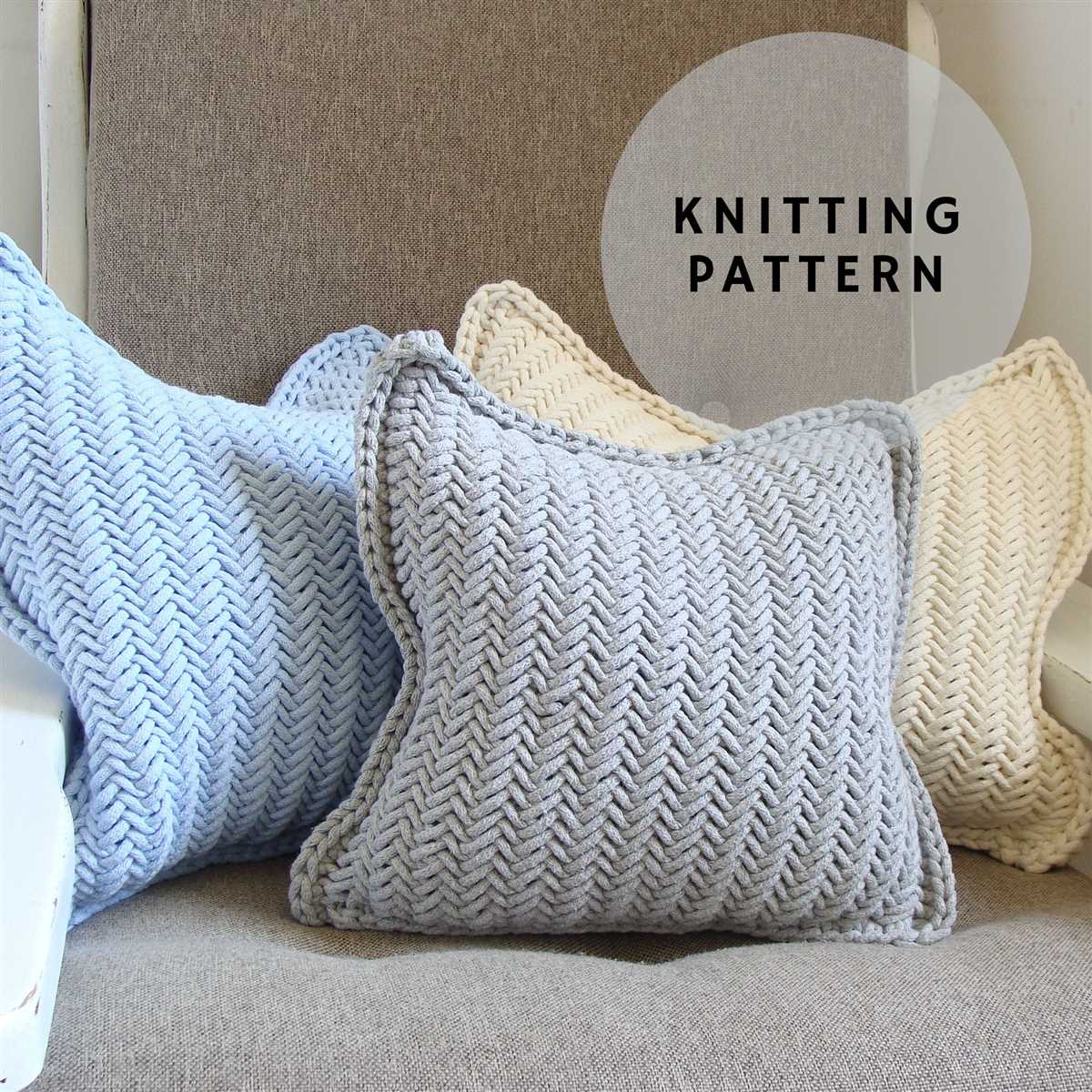 Aran cushion cover knitting pattern