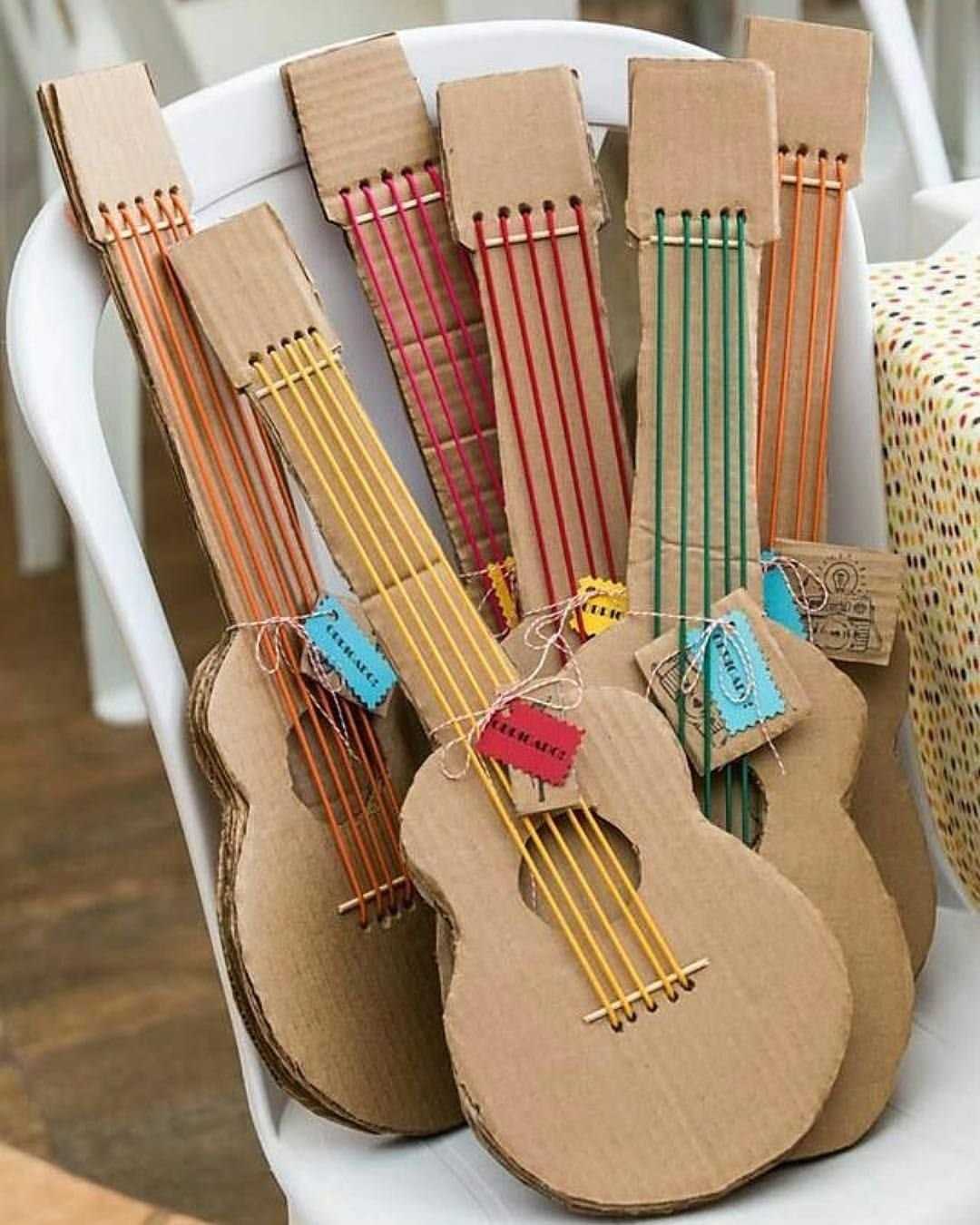 Knitted musical instrument patterns