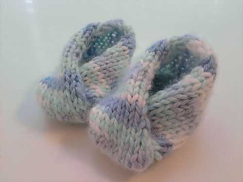 Preemie booties knitting pattern