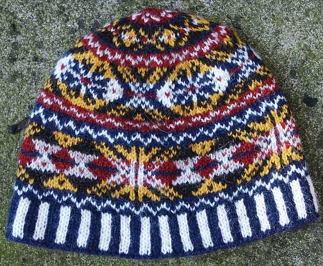 Scandinavian knit hat patterns