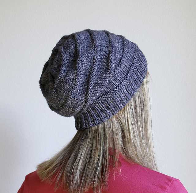 Slouchy knit hat pattern free