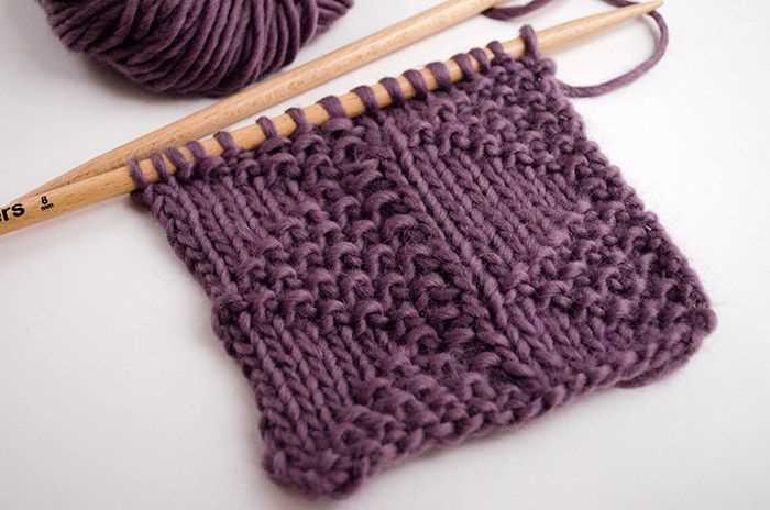 Stockinette stitch knitting pattern