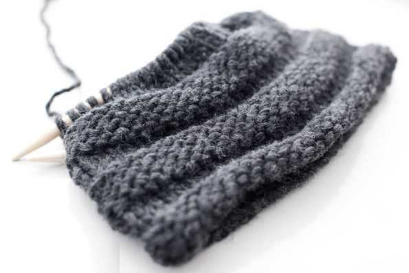 Cowl patterns knitted in the round