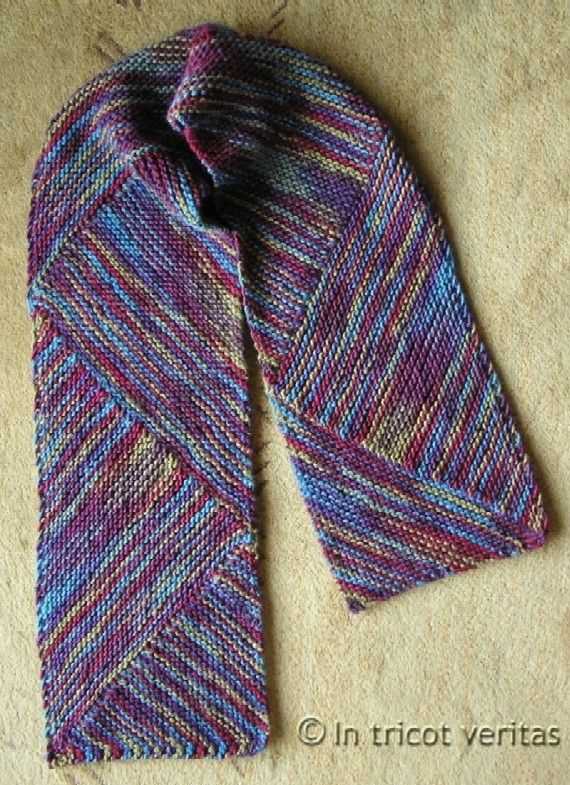 Diagonal knitting scarf pattern